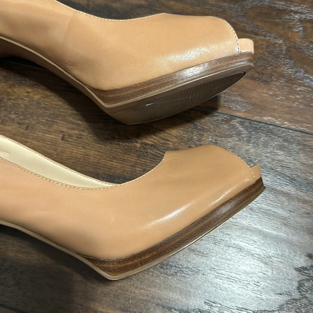 Nine West Tan And Brown Peep Toe Padded Wood Effect Heel Platform Pumps